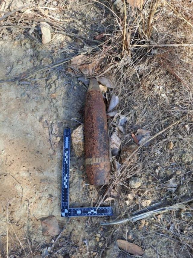 Photo of a bomb: if it looks like a bomb it probably is. Call police immediately.